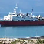 Sea View דירה