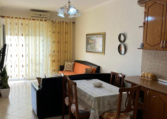 Sea View Apartment Vlorë